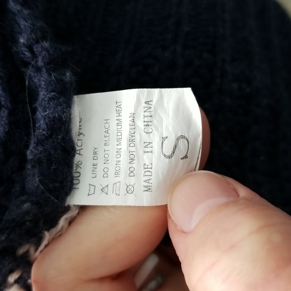 Color Block Sweater - Picture 5 of 5